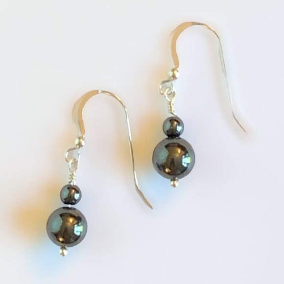 Sterling Silver Hematite Stone Earrings NEW - Picture 2 of 2